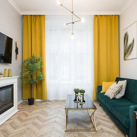 Glamorous Apartment Old Town Cracow كراكوفيا المظهر الخارجي الصورة